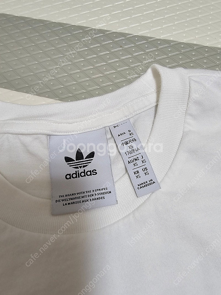 아디다스 반팔 티셔츠--2