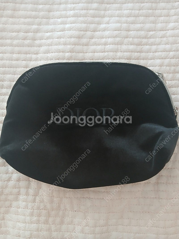 디올 화장품 파우치 팝니다--0