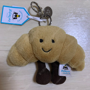 젤리캣 크루아상 키링 새상품 팝니다.