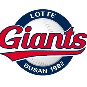 8/3(일)  롯데자이언츠 vs 키움히어로즈 고척돔 야구 3루 2연석
