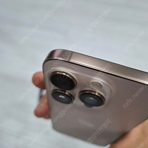 아이폰16프로 데저트 티타늄 256GB 판매