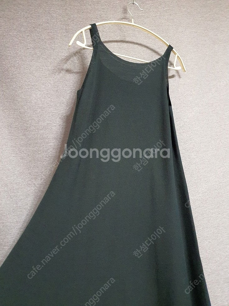 한섬 더캐시미어 24SS 슬리브리스 니트 드레스 S 사이즈 원피스 테이퍼드 팬츠 니트 스커트 자켓 코트--7