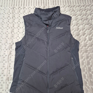 타이틀리스트 투어핏 구스 경량 패딩 조끼 (블랙) 판매합니다. 105 (XL)