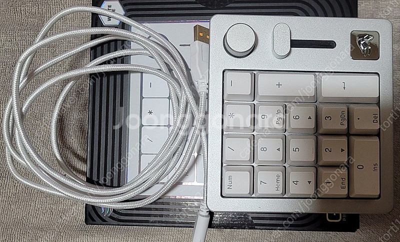 글로리어스 GMMK NUMPAD (화이트) 유무선 숫자...--0