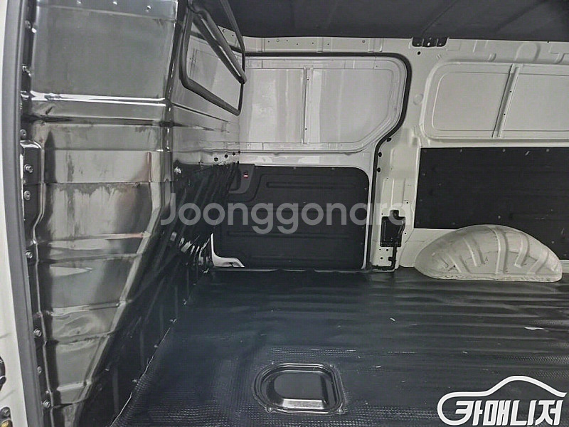 현대 더 뉴 그랜드 스타렉스 2WD 밴 3인승 중고 더...--3