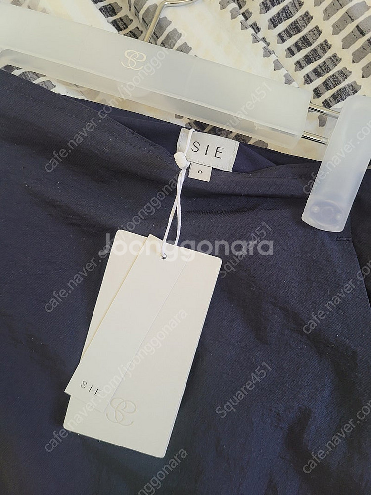 Sie 시에 튤리 플레어 미니스커트 네이비 XS 새상품--5