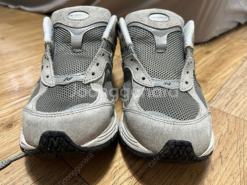 뉴발란스 2002r 260사이즈 그레이--4