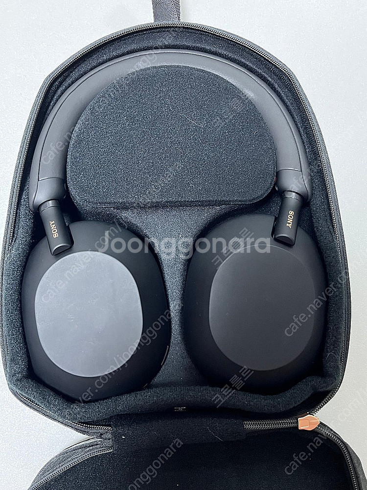 상태좋은 Wh-1000xm5 판매합니다--0