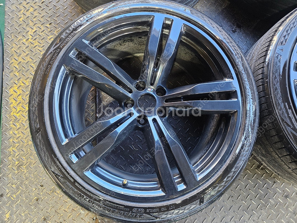 20인치 BMW 7시리즈 648M 유광블랙 중고휠타이어...--4