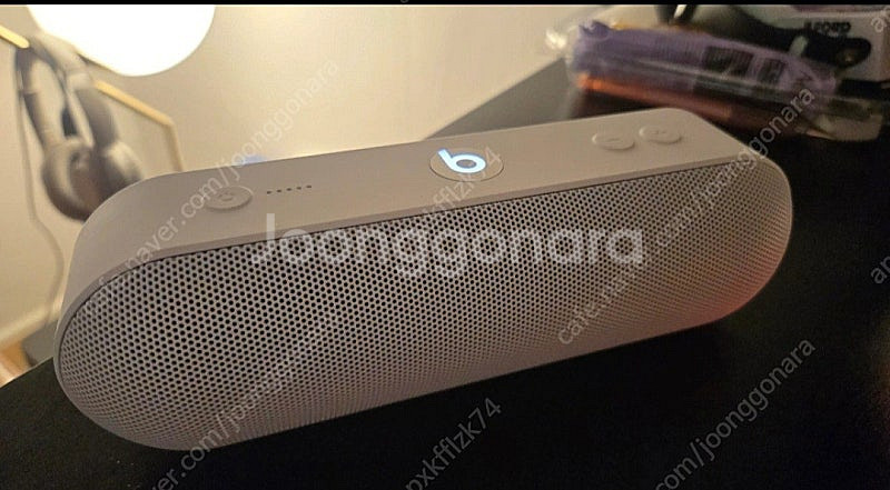 Beats Pill+ 스피커 팝니다.--0