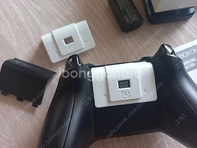 xbox 엑박패드 1개 및 충전 배터리 2개--3