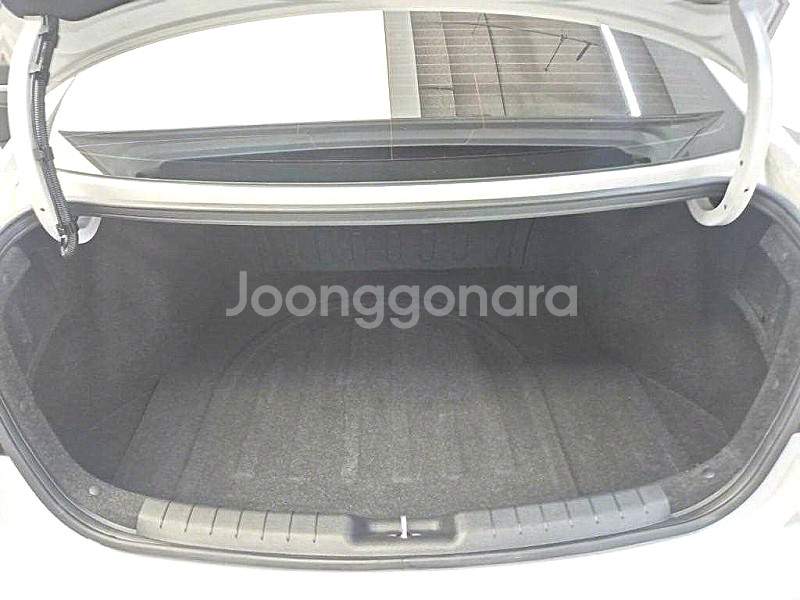 현대 더 뉴 아반떼 AD 1.6 중고 더 뉴 아반떼 A...--9