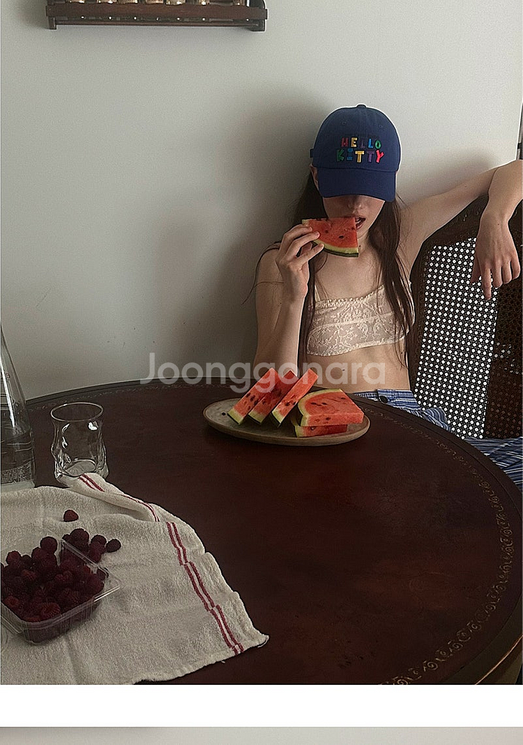 새상품) 파르벵 태닝 헬로키티 자수 볼캡 블루 컬러--5