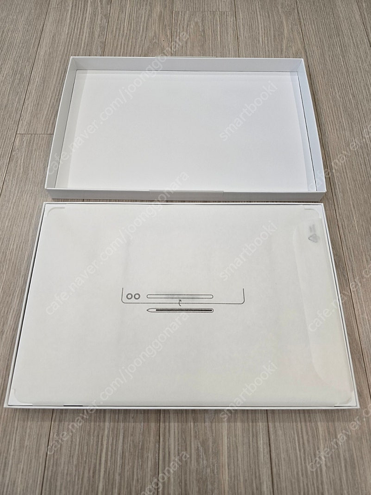 갤럭시 탭 S9 FE+ 5G 구성품 포함 빈박스 이미지