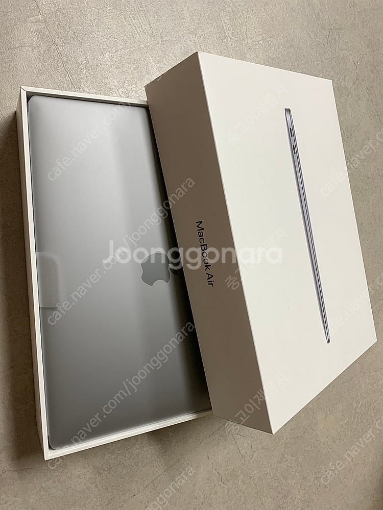 맥북 에어 13 M1 램16GB 256g 싸이클 156--0