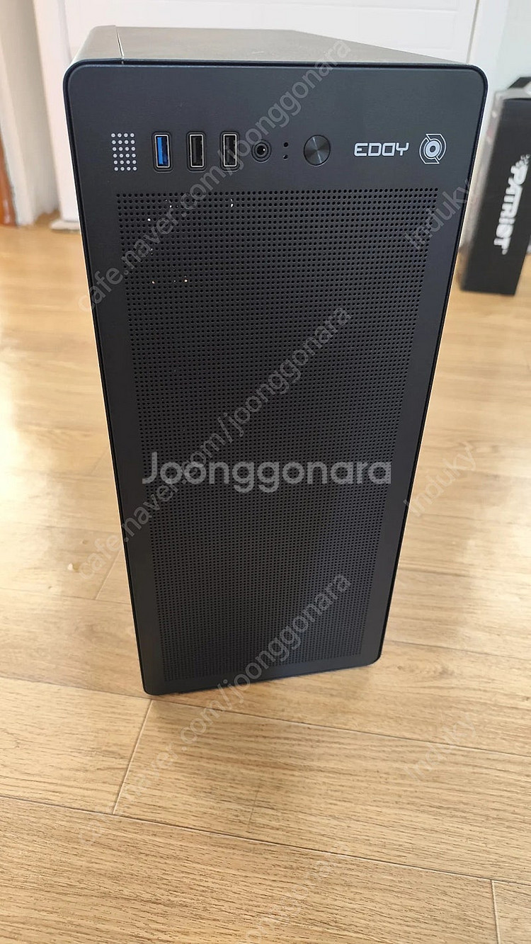 라이젠 7500f+라데온 rx6600 본체--0