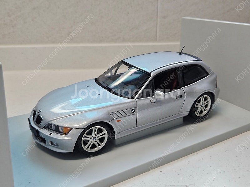 1/18 1:18 UT BMW Z3 쿠페 다이캐스트 모...--0