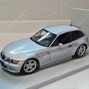 1/18 1:18 UT BMW Z3 쿠페 다이캐스트 모형자동차