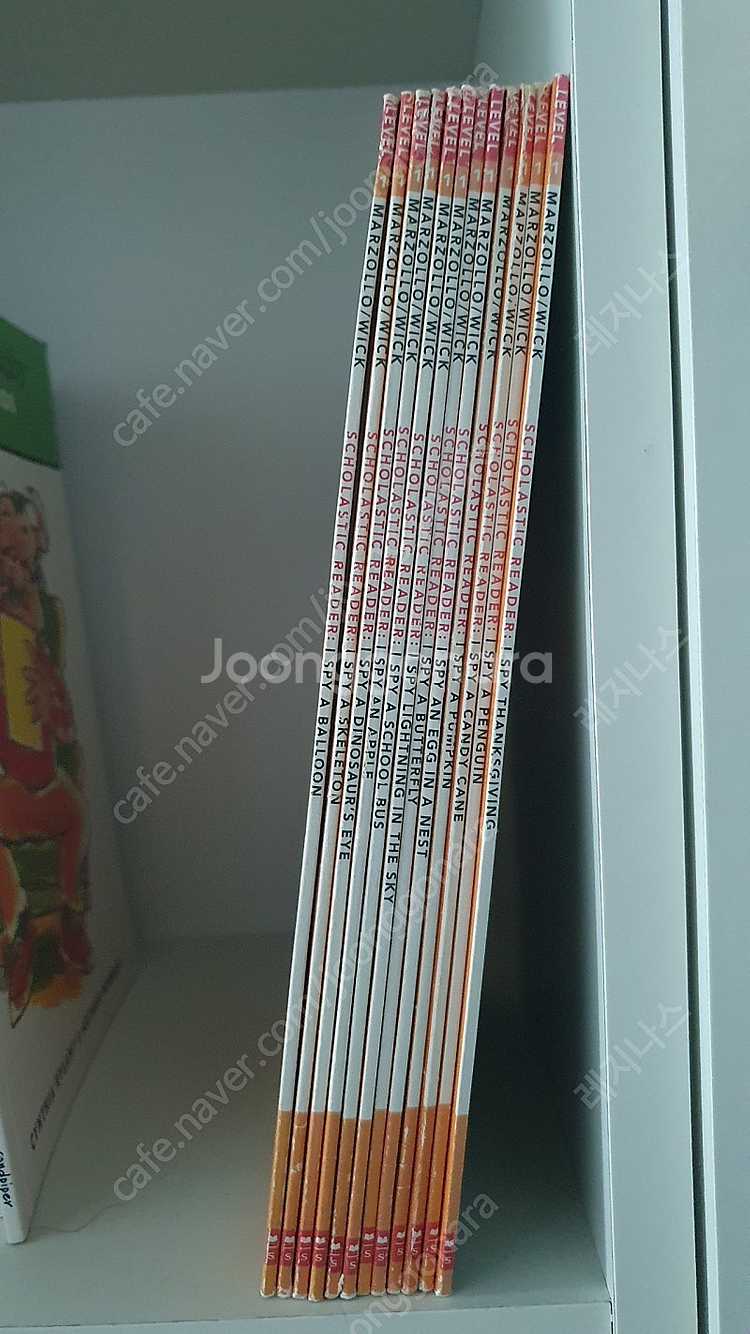 pinkalicious I SPY MR PUTTER &TABBY MIA HENRY AND MUDGE ANNIE AN...--3