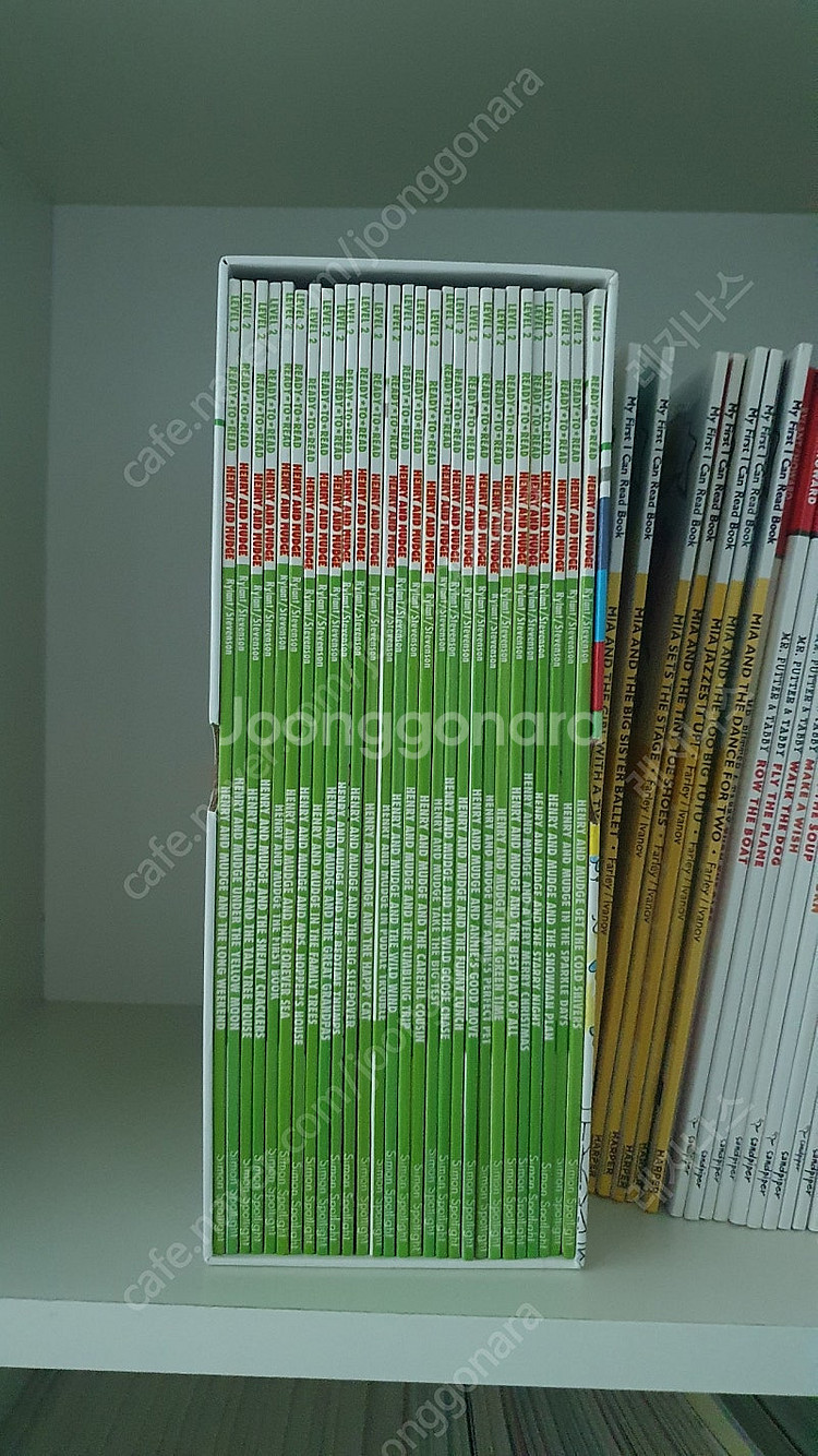 pinkalicious I SPY MR PUTTER &TABBY MIA HENRY AND MUDGE ANNIE AN...--9