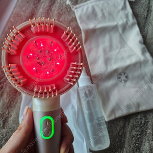 루피움 두피 마사지 기기