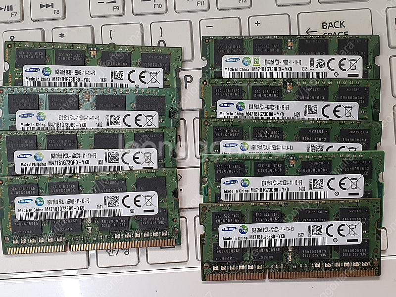 노트북용램 . DDR3L 8기가 9개--1
