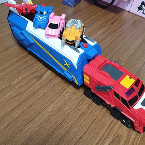 미니특공대 특공캐리어카