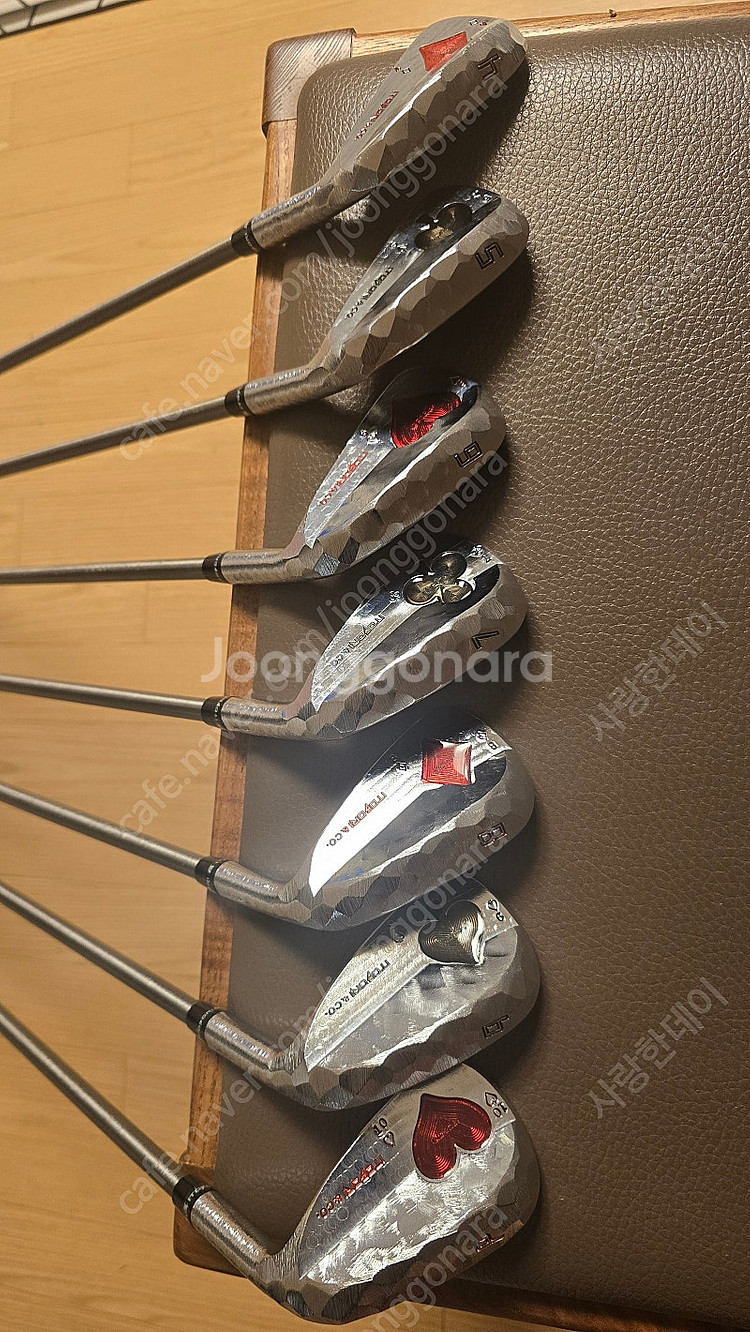 이토보리 트럼프아이언 4-p 7아이언 팝니다.(정품) 가격인하---2