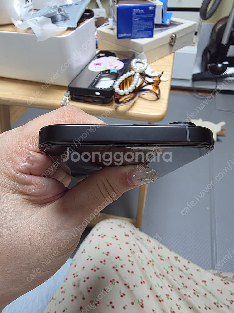 아이폰 16프로맥스 블랙 256기가 팝니다--4