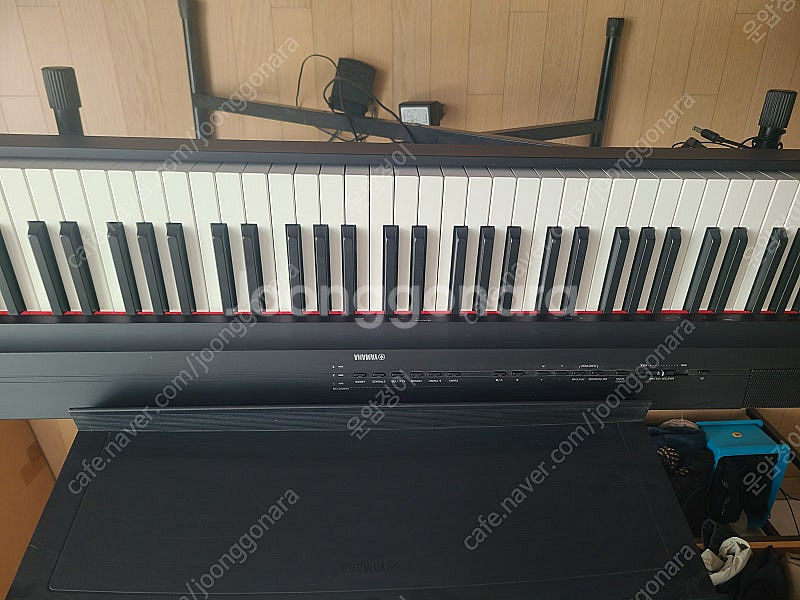 야마하 P-125B 디지털 전자피아노 팝니다--1