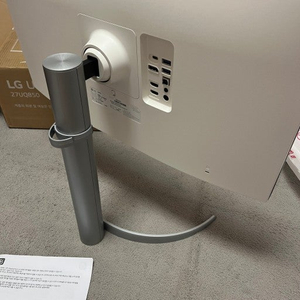 LG 27UQ850W 4K 모니터 판매
