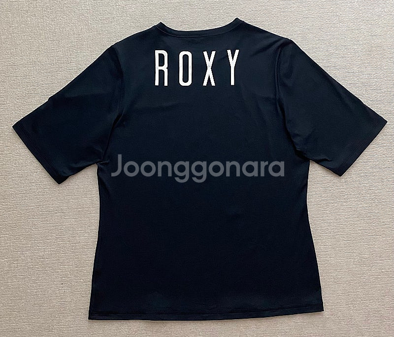 록시(ROXY) 여성 반팔 래쉬가드 L--1