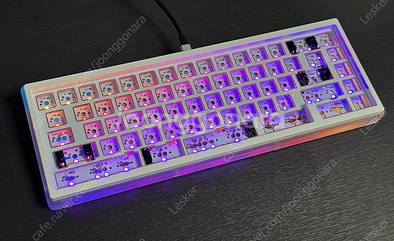 tx65 pc 커스텀키보드 팝니다.--0