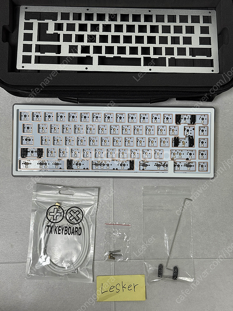 tx65 pc 커스텀키보드 팝니다.--1