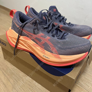 아식스 슈퍼블라스트2 270