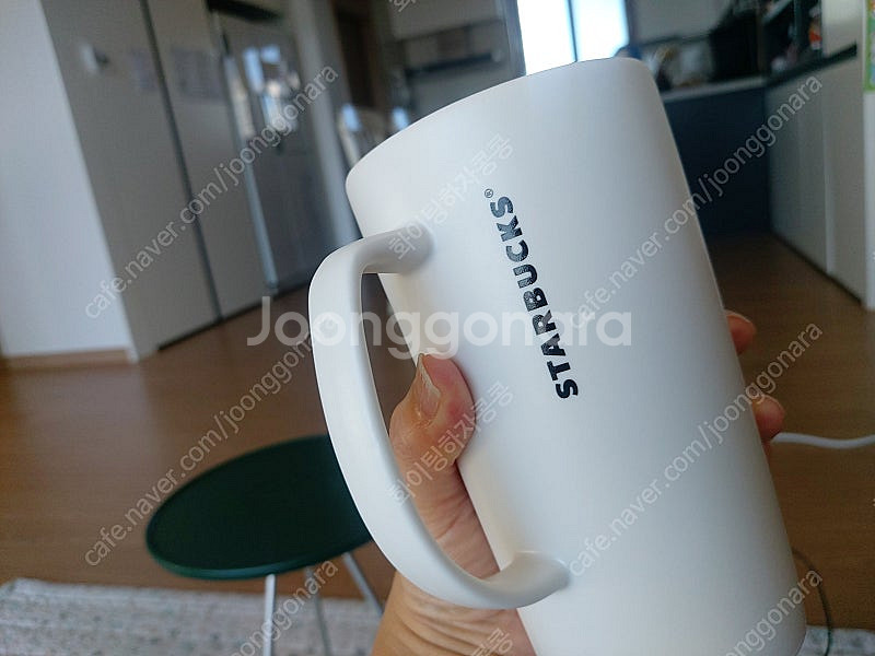 스타벅스 아이코닉 사이렌 머그 473ml 새상품이에요....--1