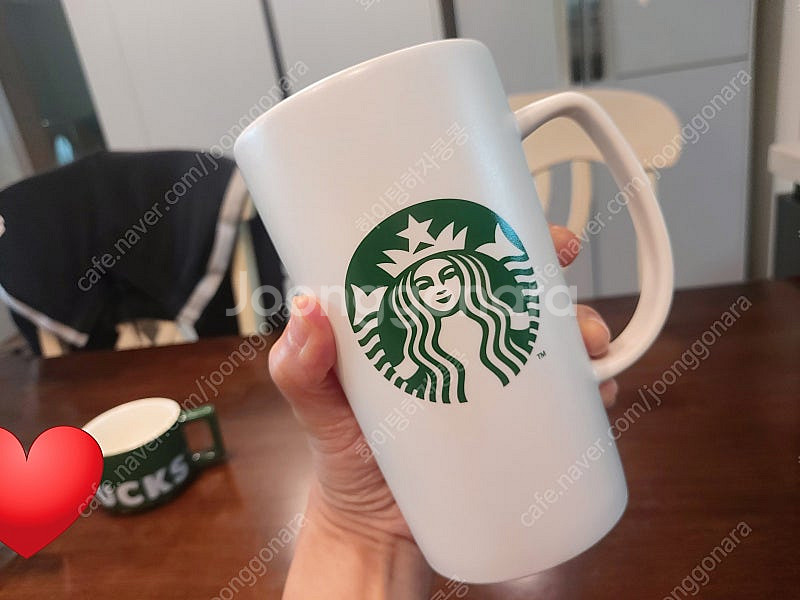 스타벅스 아이코닉 사이렌 머그 473ml 새상품이에요....--6