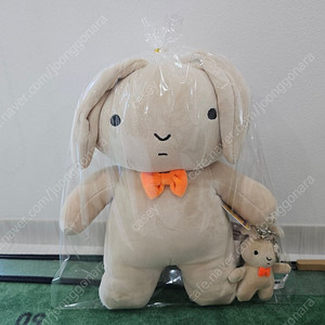 짱구 유리토끼 인형,키링 세트 팔아요