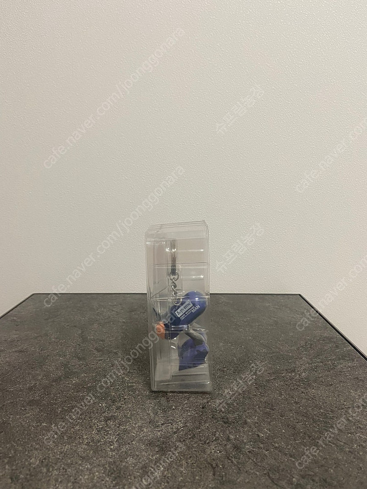 슈프림X꼼데 가르송 준야 와타베 맨 버그 키체인 키링 키홀더 이미지