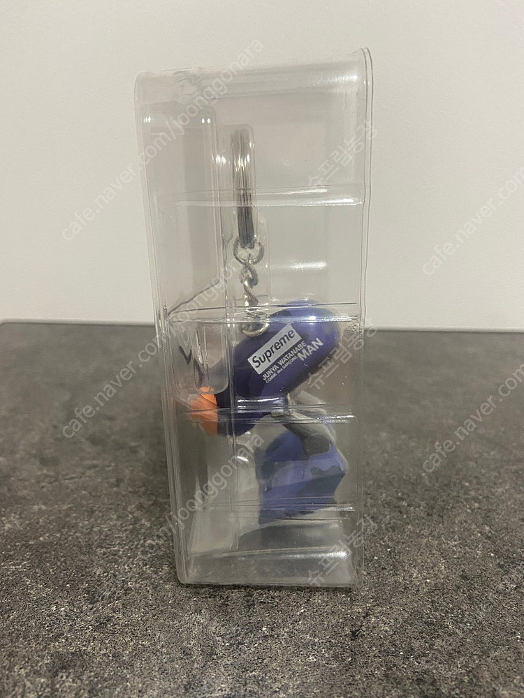 슈프림X꼼데 가르송 준야 와타베 맨 버그 키체인 키링 키홀더 이미지