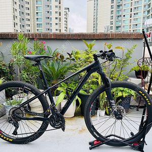 MTB 카본 자전거 팝니다.