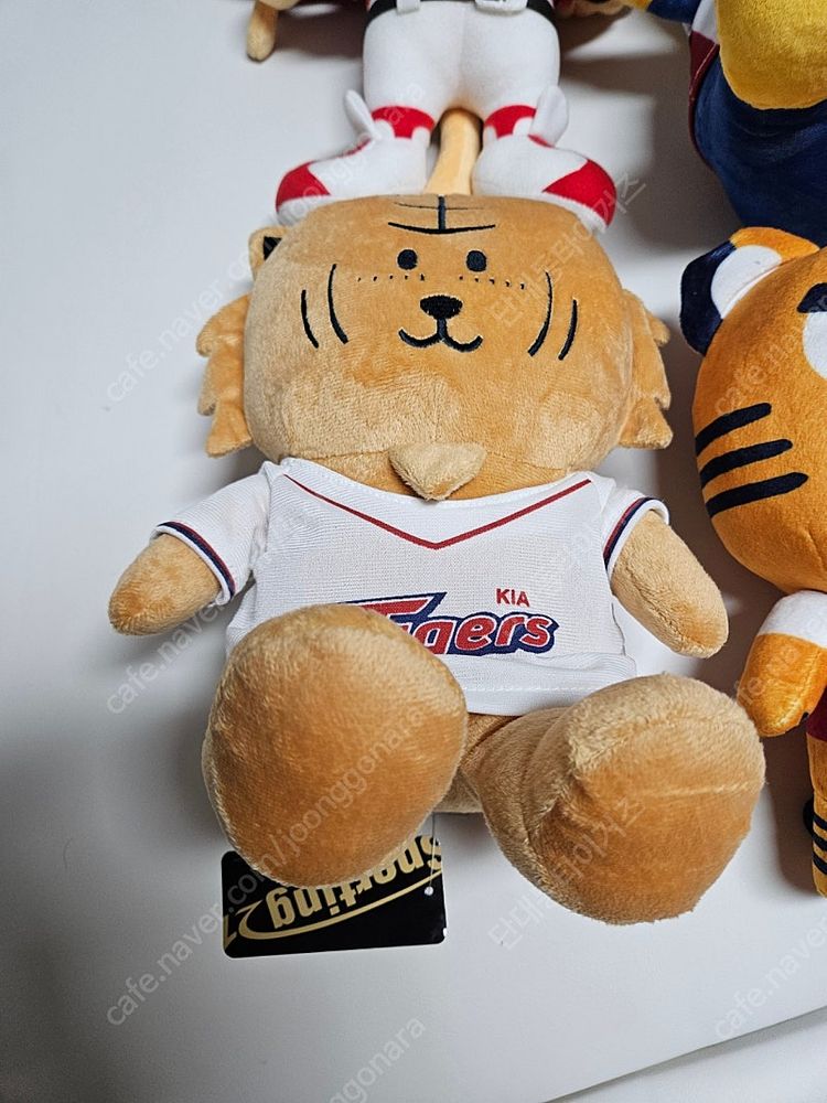 기아타이거즈 인형 일괄판매(6개)--2