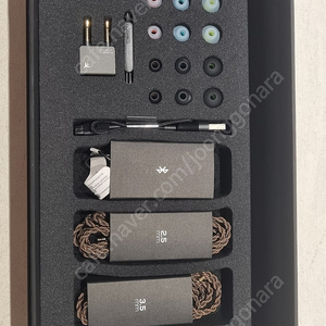 akg n5005 판매합니다.