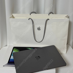맥북 프로 m2 13인치 8GB / 512GB 애플케어 판매해요