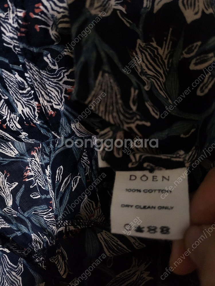 Doen도엔 블라우스 팝니다--3