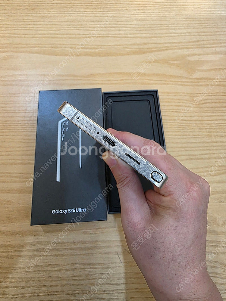 갤럭시s25울트라블랙512gb 자급제폰판매합니다--5