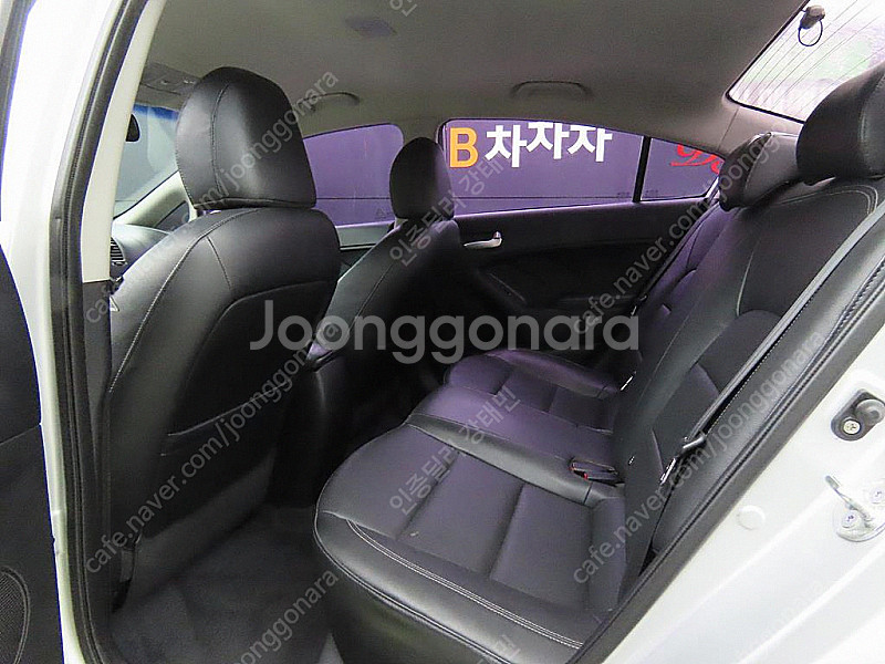 기아 K3 16 VGT 럭셔리 중고 저렴하게 판매합니다...--5