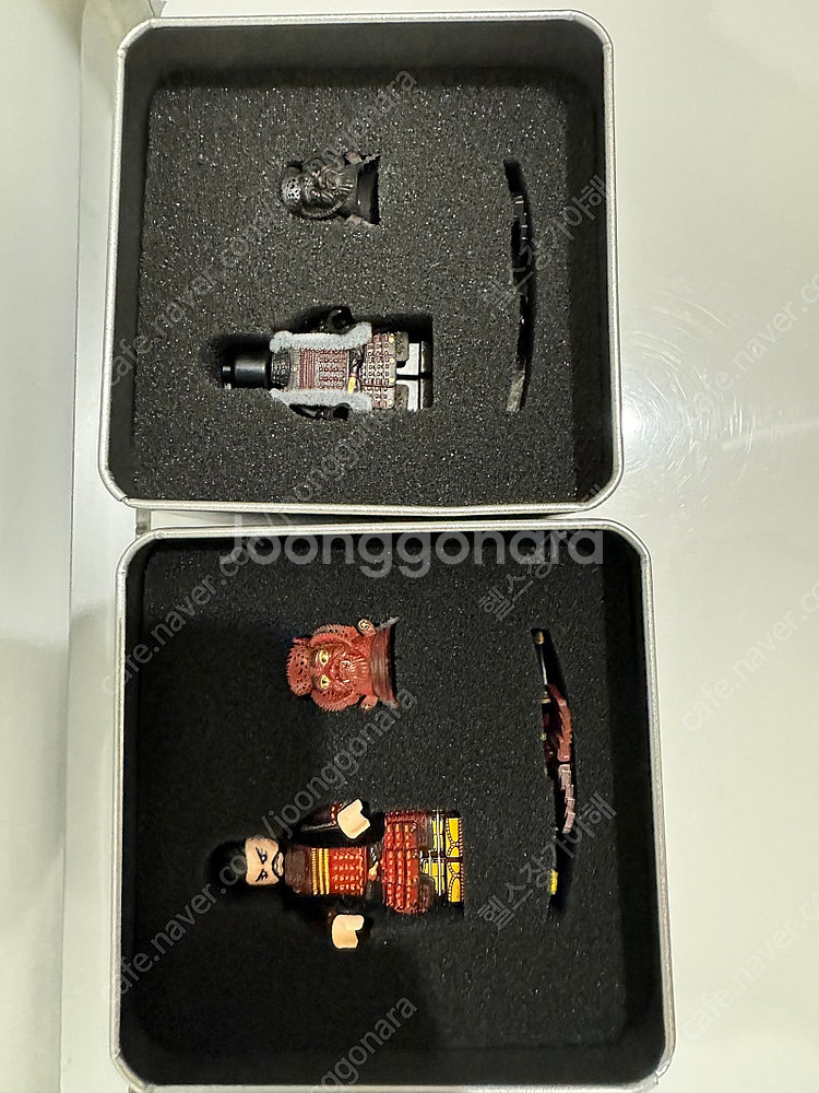 커스텀 레고 코스모스 사무라이랑 기타 레고 판매합니다.--0