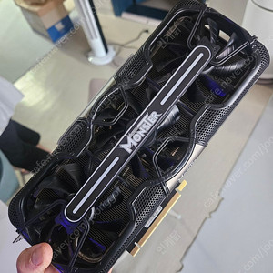이엠텍 rtx3070 블랙몬스터