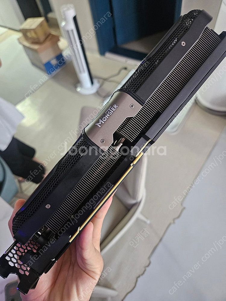 이엠텍 rtx3070 블랙몬스터--1